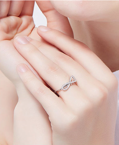 Sterling silver shiny infinity ring - CDE Jewelry Egypt