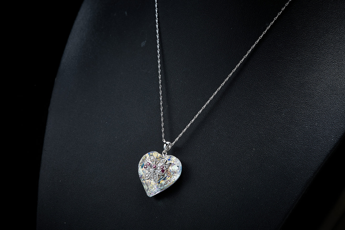 The simple white crystal heart necklace - CDE Jewelry Egypt