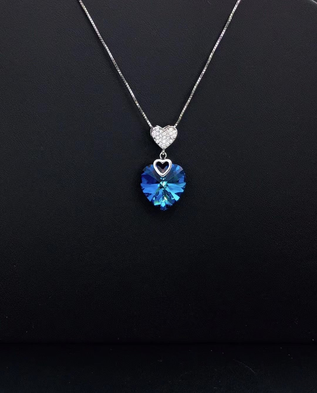 Heart over heart Swarovski crystal simple necklace