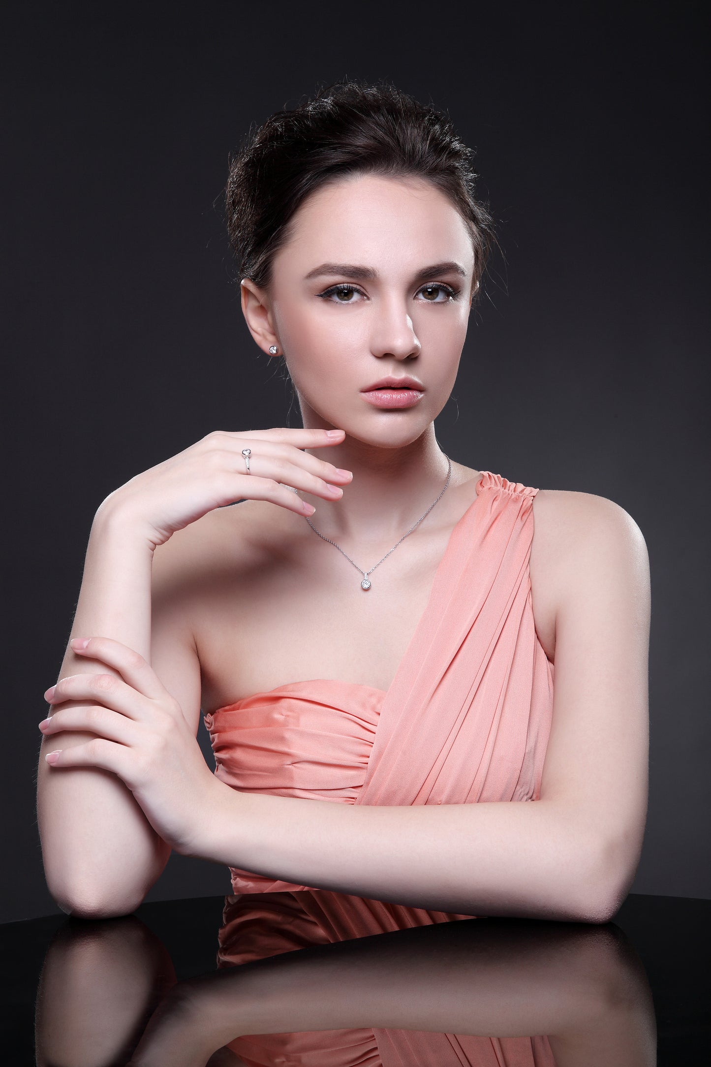 Sterling silver little circular white crystal necklace - CDE Jewelry Egypt