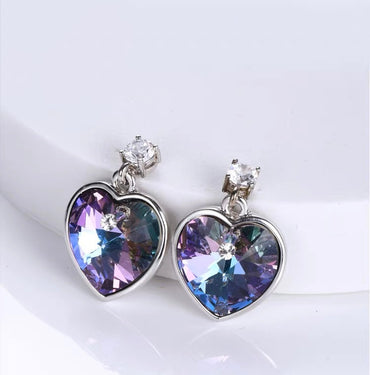 The queen Swarovski heart crystals earrings