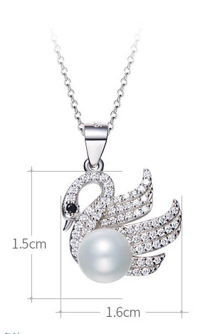 Sterling silver fancy swan with a pearl necklace - CDE Jewelry Egypt