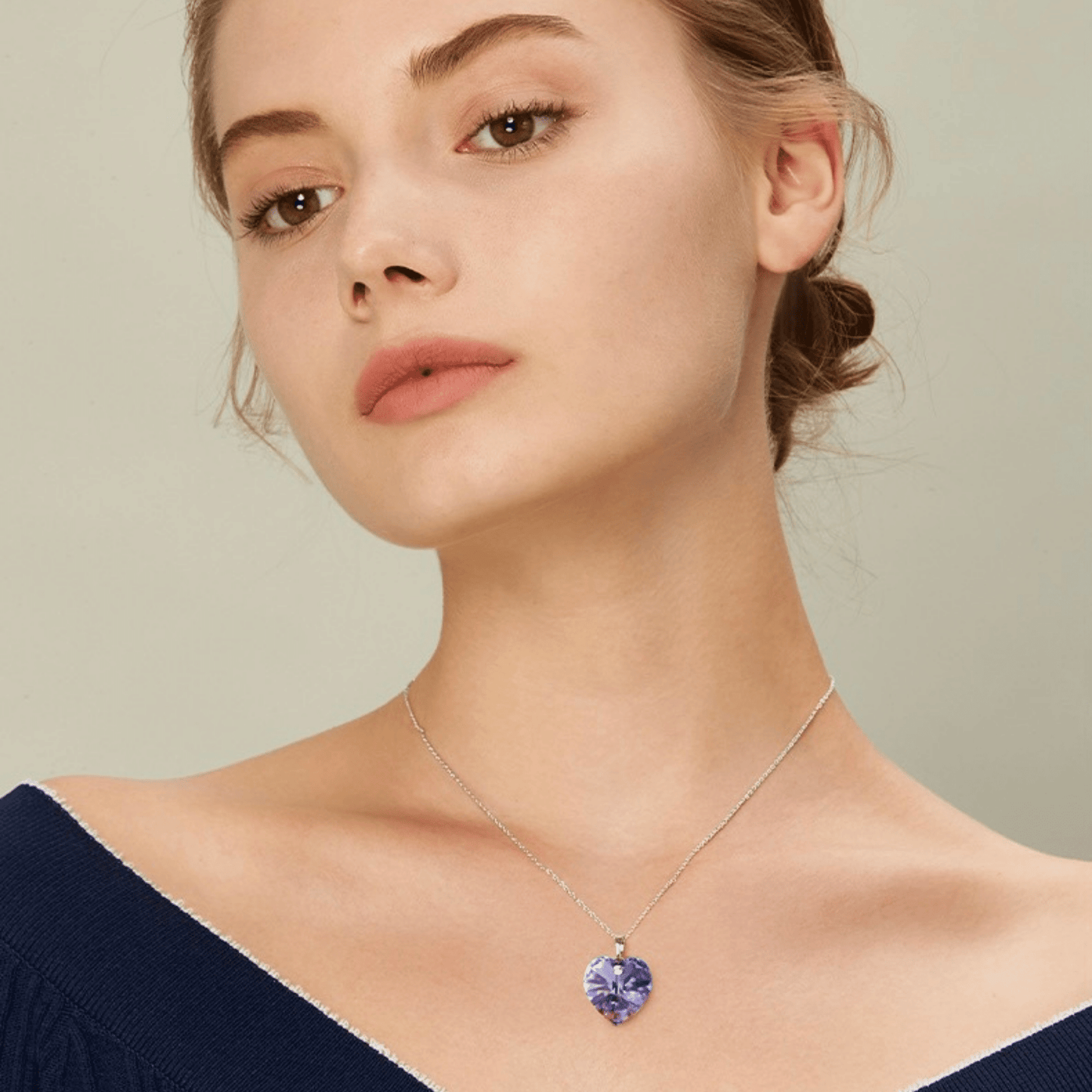 Elegant charming amethyst crystal necklace
