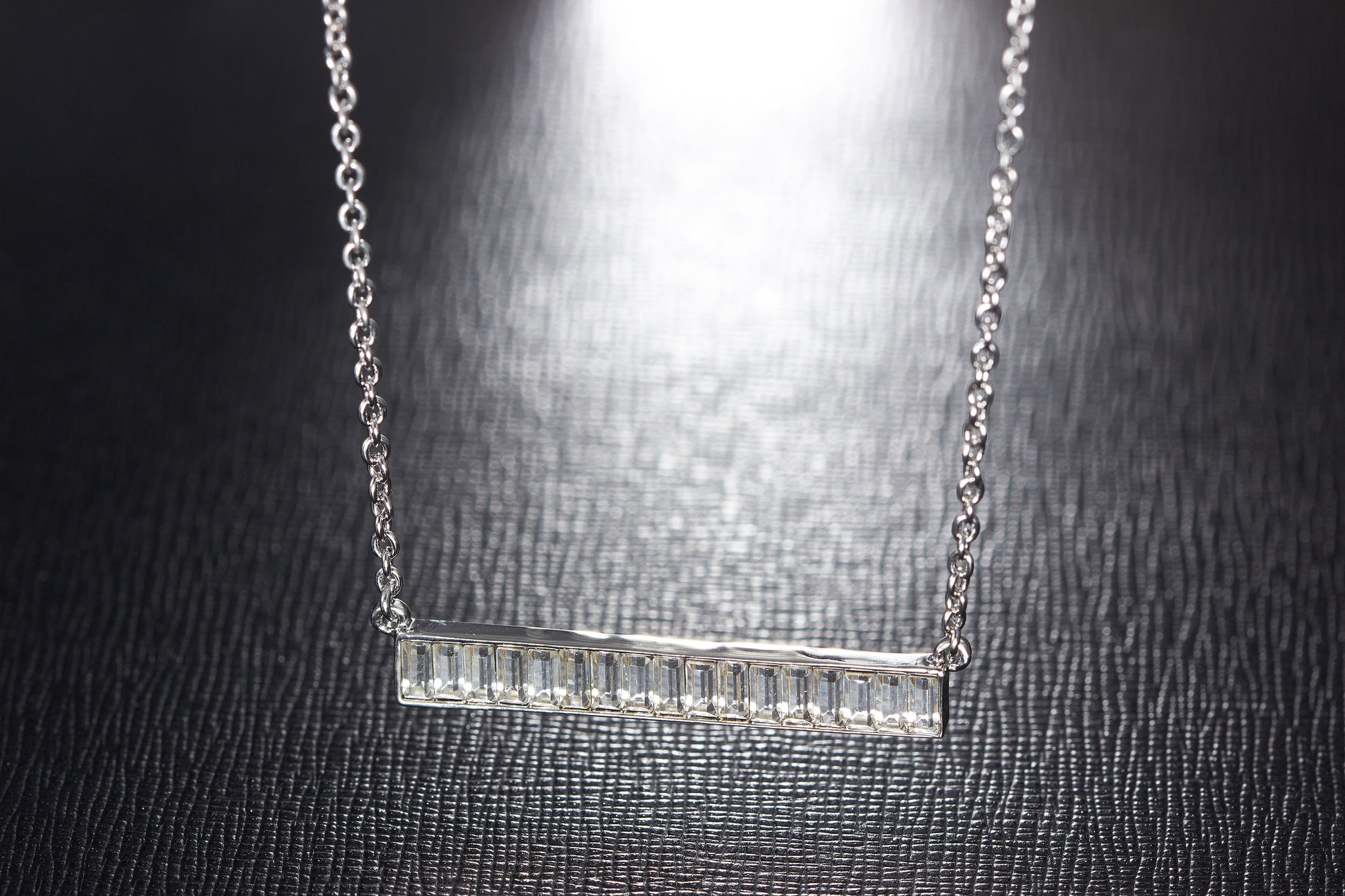The straight cubic zirconia necklace - CDE Jewelry Egypt