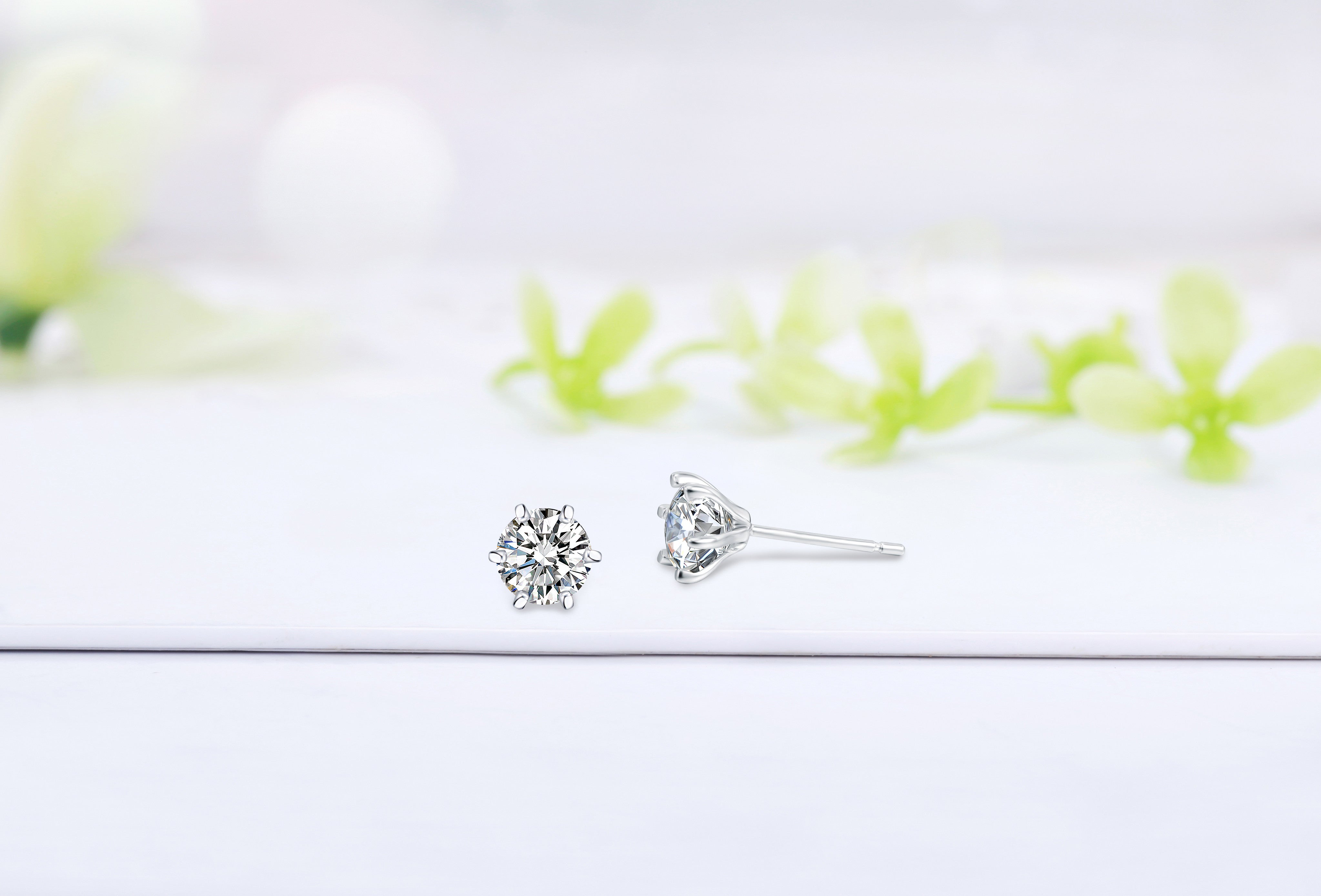 Sterling silver cute little white crystal earring - CDE Jewelry Egypt